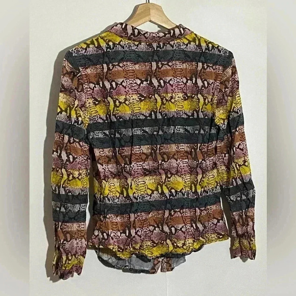 🎈Rachel Roy women snake  print button down long sleeve 100% viscose top size 6 - Picture 3 of 6